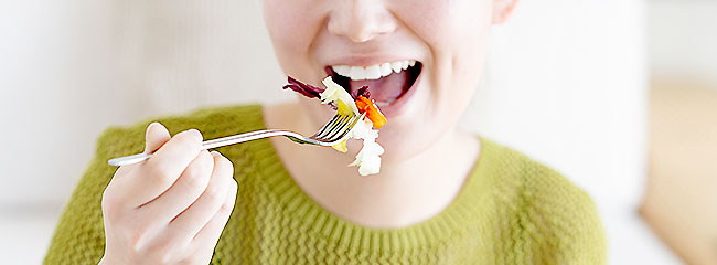 噛むことは本当に脳に良いのか？脳科学的に検証